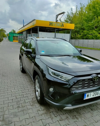 Toyota RAV4 cena 125000 przebieg: 100200, rok produkcji 2019 z Warszawa małe 67